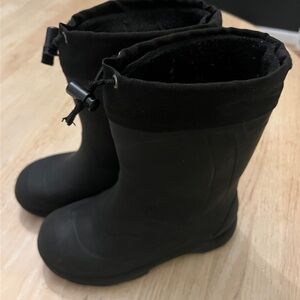 Kamik Snobuster Black Kids Boots size 1